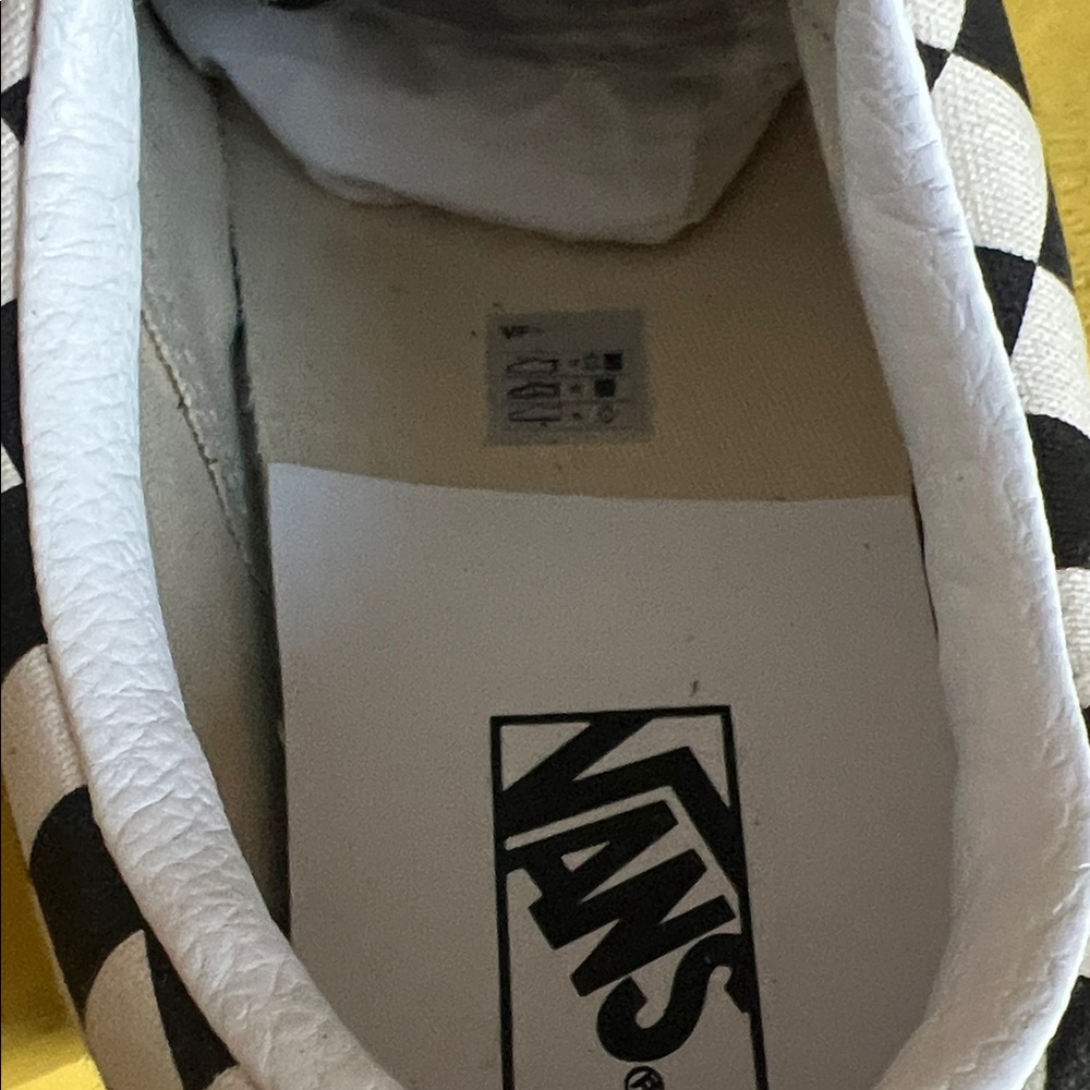 Vans Black and White Checkerboard Old Skool - Picture 5 of 10